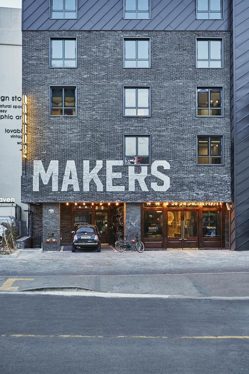 Jongro Makers X Pretty Hotel